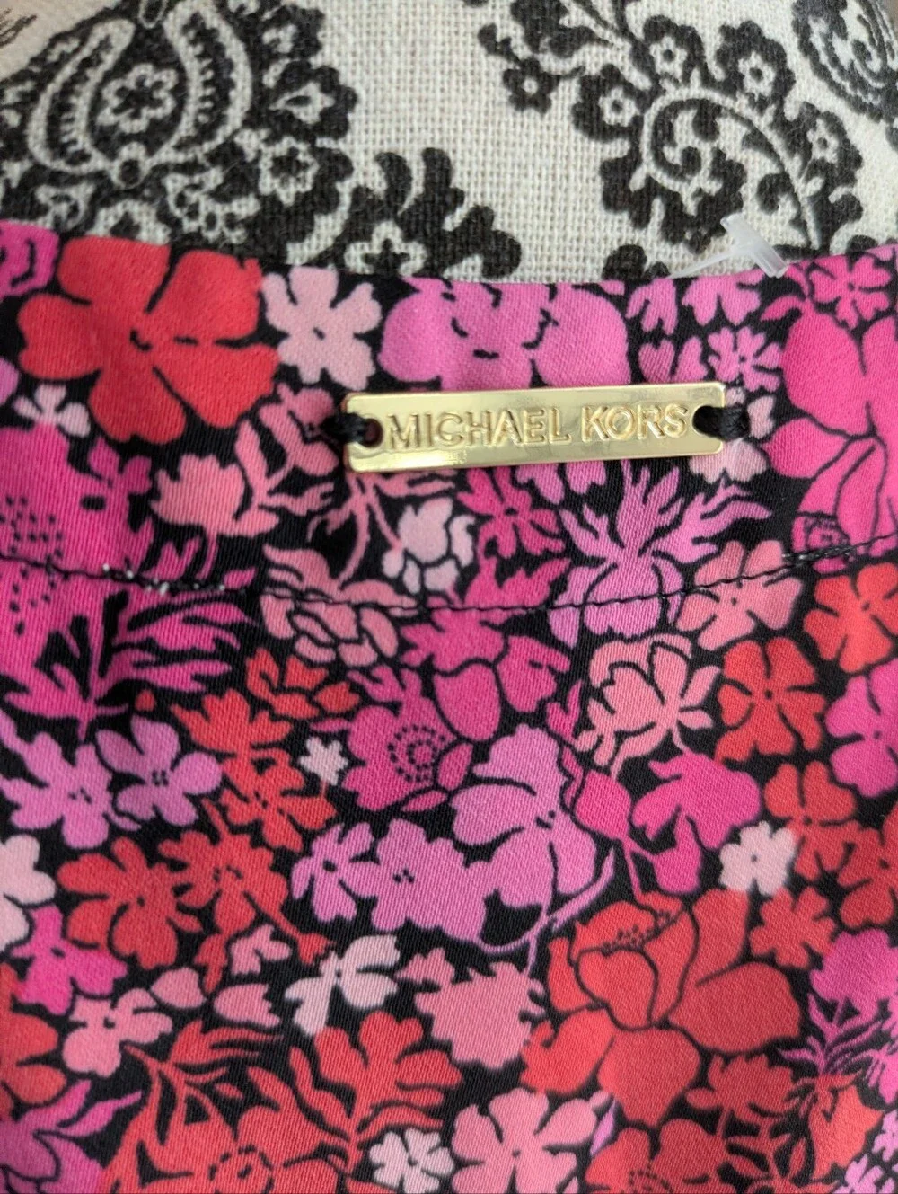 Michael Kors Floral Blouse V Neck 3/4 length tie cuff